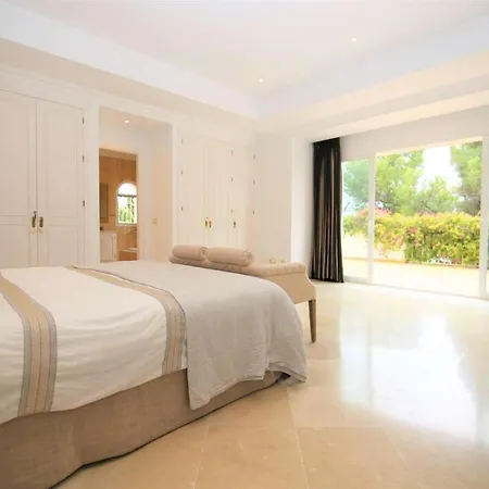 Casa Hermosa Villa Estepona